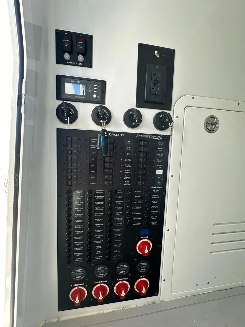 Slide: The Image of Freeman 47 2022 - 81