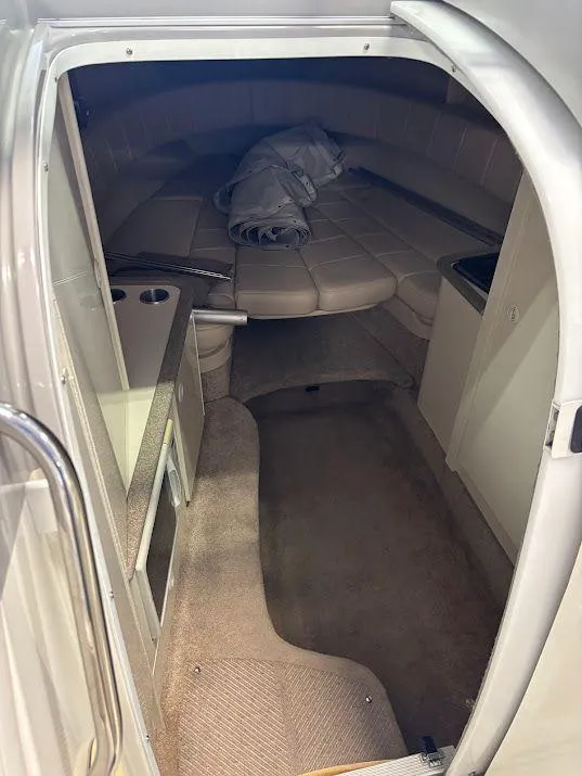 Slide: The Image of 1999 Formula 330 Sun Sport 16 - 16