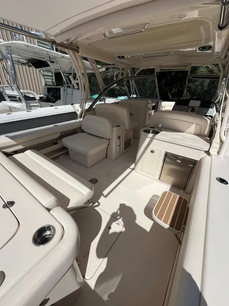 Slide: The Image of Grady-White Freedom 307 2020 - 29