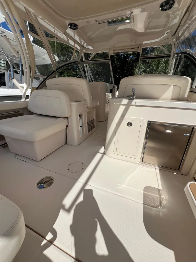 Slide: The Image of Grady-White Freedom 307 2020 - 30