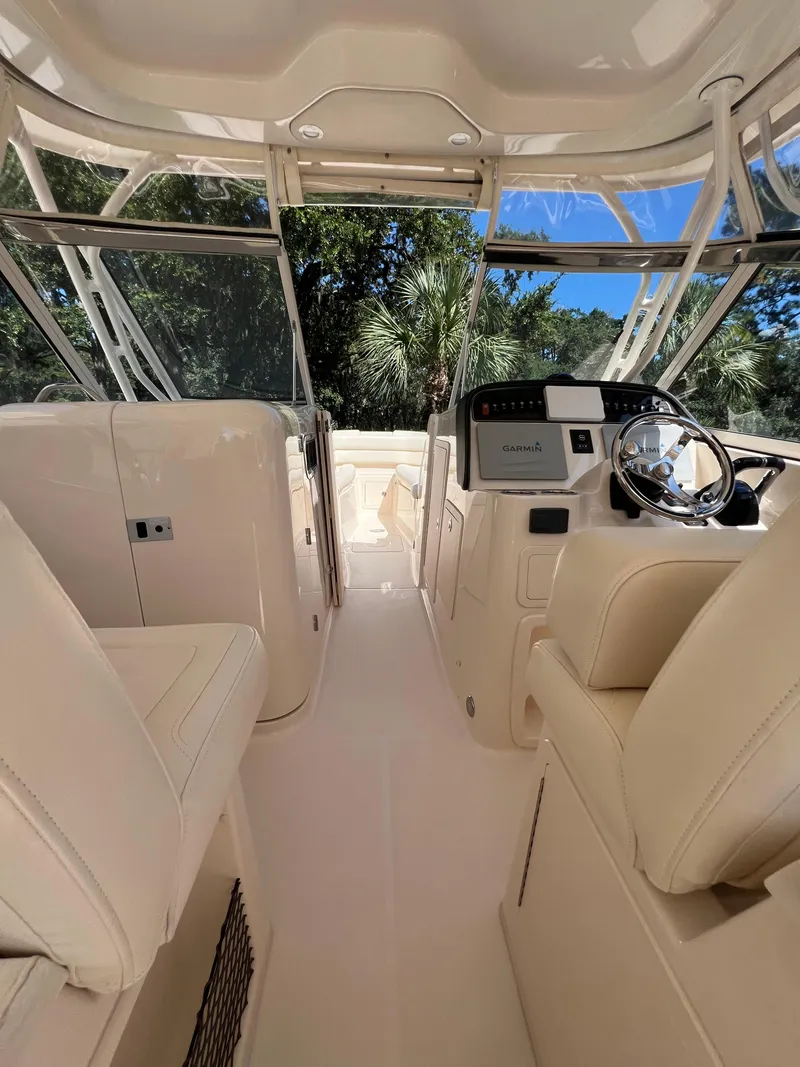 Slide: The Image of Grady-White Freedom 307 2020 - 32