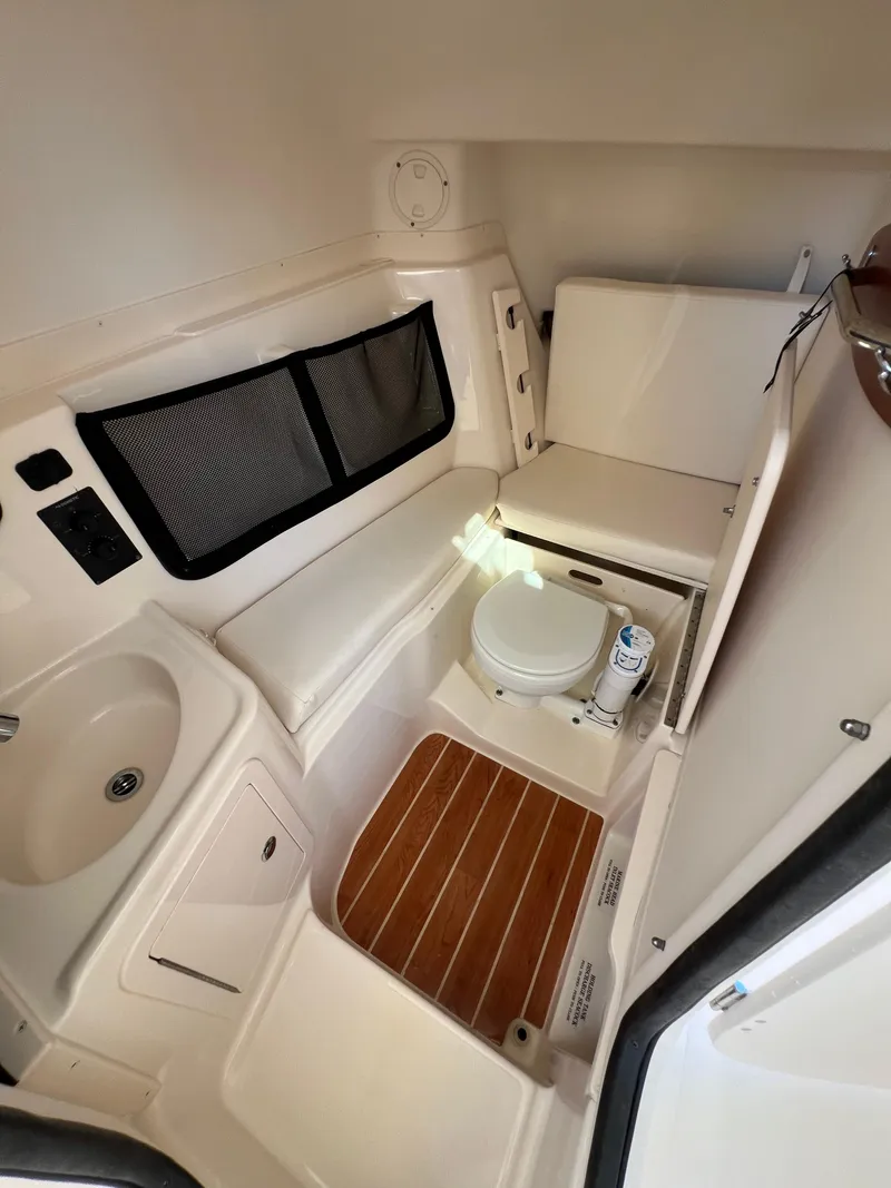 Slide: The Image of Grady-White Freedom 307 2020 - 37