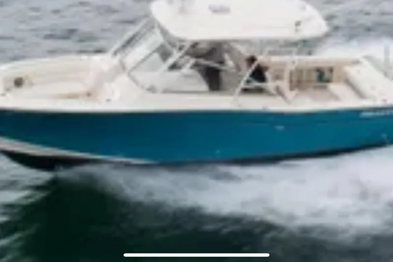 Slide: The Image of Grady-White Freedom 307 2020 - 45