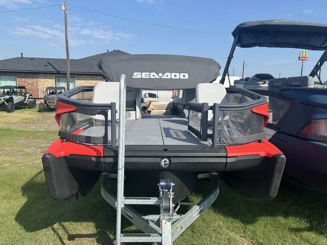 Slide: The Image of Sea-Doo Switch Sport 21 2025 - 4