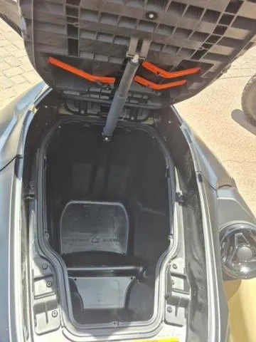 Slide: The Image of Sea-Doo RXT-X 2025 - 8