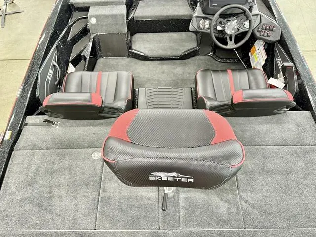 Slide: The Image of Skeeter ZXE20 2026 - 6