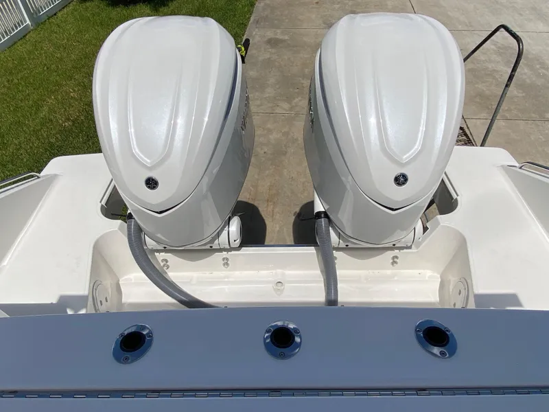 Slide: The Image of 2025 Pursuit 326 Dc - Image 12 - 12