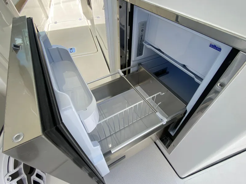 Slide: The Image of 2025 Pursuit 326 Dc - Image 28 - 28