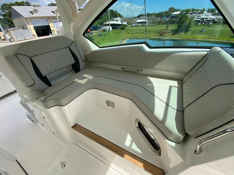 Slide: The Image of 2025 Pursuit 326 Dc - Image 34 - 34