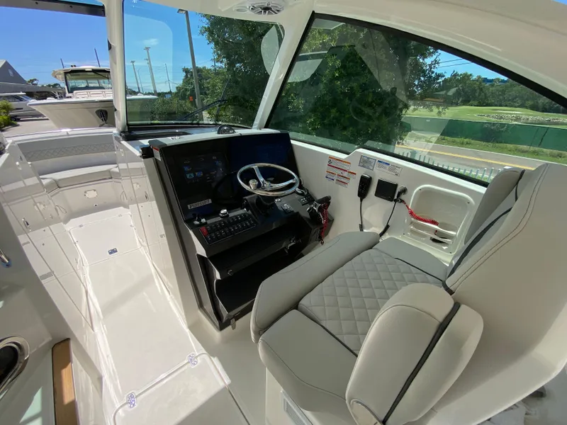 Slide: The Image of 2025 Pursuit 326 Dc - Image 36 - 36