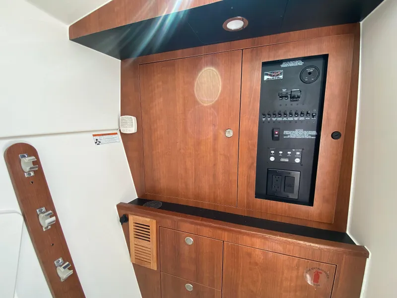 Slide: The Image of 2025 Pursuit 326 Dc - Image 42 - 42