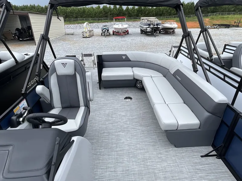 Slide: The Image of Viaggio Lago V 20 C 2025 - 6