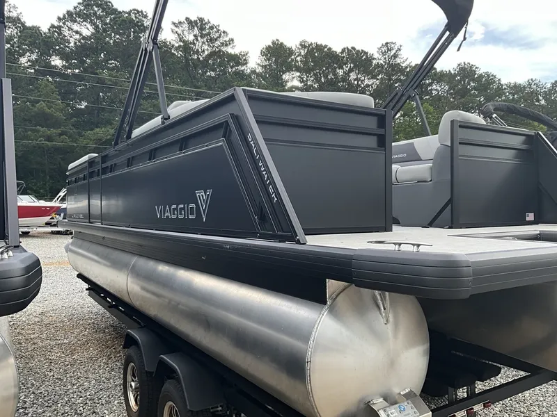 Slide: The Image of Viaggio Lago V 22U 2025 - 2