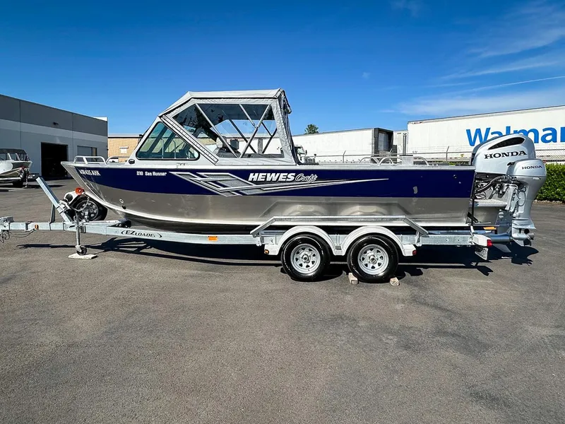 Slide: The Image of Hewescraft 210 Sea Runner ET 2022 - 1