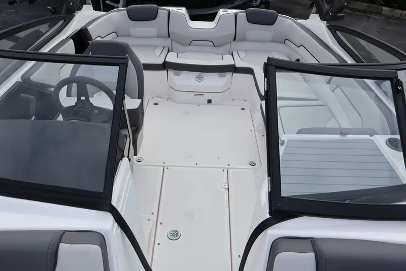 Slide: The Image of Yamaha AR190 2025 - 11