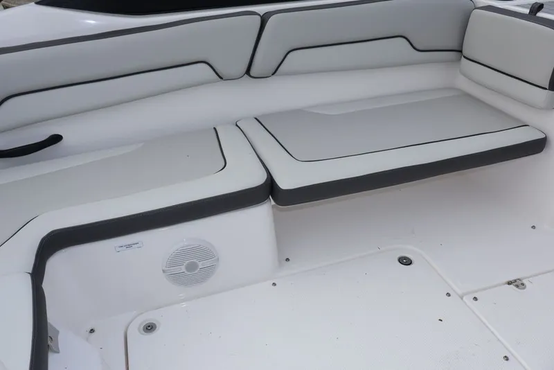 Slide: The Image of Yamaha AR190 2025 - 14