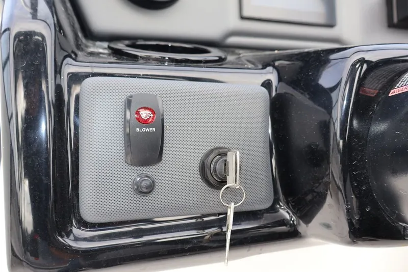 Slide: The Image of Yamaha AR190 2025 - 20