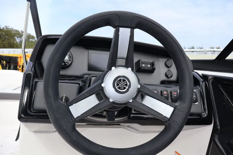 Slide: The Image of Yamaha AR190 2025 - 21