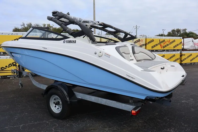 Slide: The Image of Yamaha AR190 2025 - 4