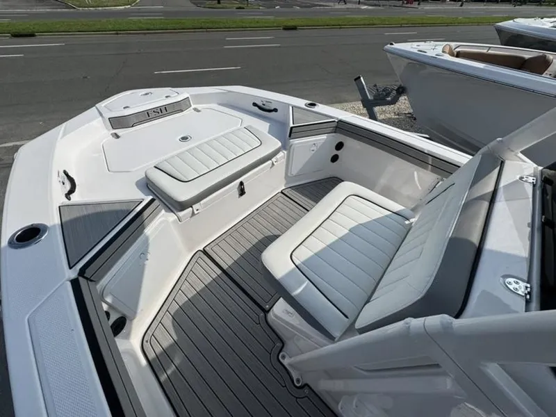 Slide: The Image of Yamaha 195 FSH Sport 2025 - 11