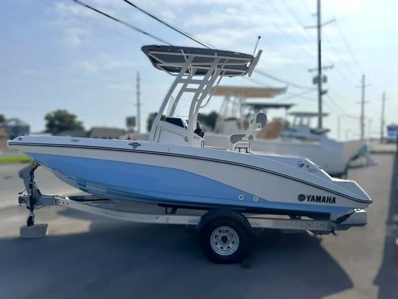 Slide: The Image of Yamaha 195 FSH Sport 2025 - 2