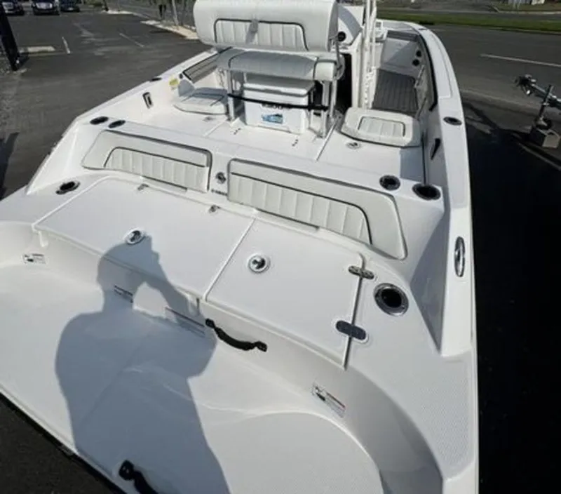 Slide: The Image of Yamaha 195 FSH Sport 2025 - 4