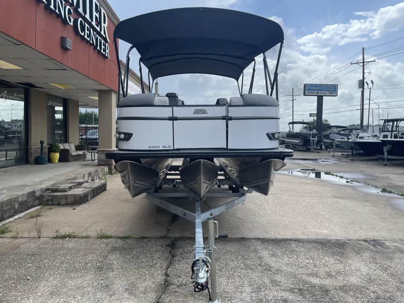 Slide: The Image of Avalon Catalina Quad Lounge Shift - 23' 2025 - 3