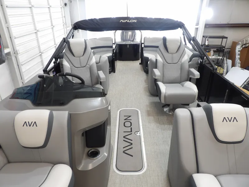 Slide: The Image of Avalon LSZ Quad Lounge - 23' 2025 - 13