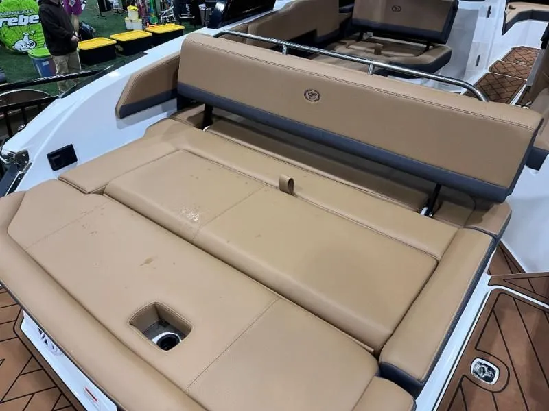 Slide: The Image of R Series R6 2025 - 26