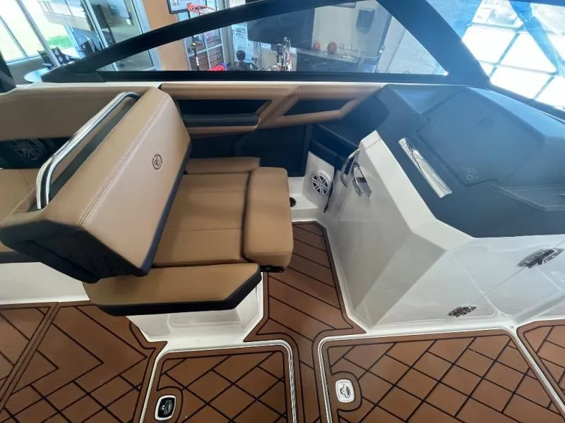 Slide: The Image of R Series R6 2025 - 8