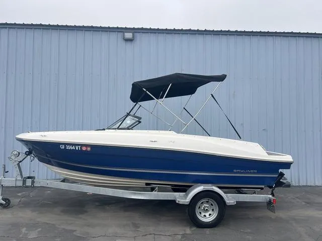 The Image of Bayliner VR4 BOWRIDER 2021 - 1