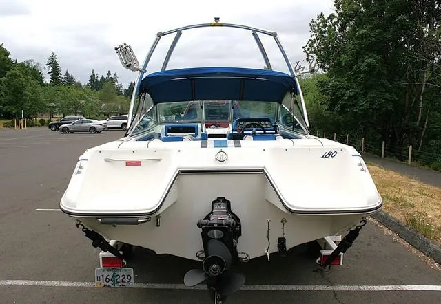 Slide: The Image of Sea Ray 180 Bow Rider 1990 - 4