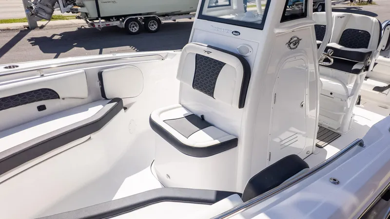 Slide: The Image of Tidewater 232 CC Adventure 2025 - 21