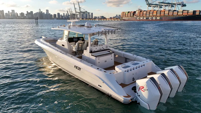 Slide: The Image of HCB Lujo 2021 - 18