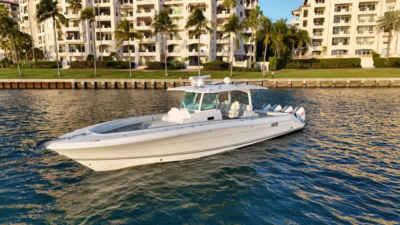 Slide: The Image of HCB Lujo 2021 - 22