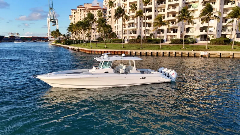 Slide: The Image of HCB Lujo 2021 - 24