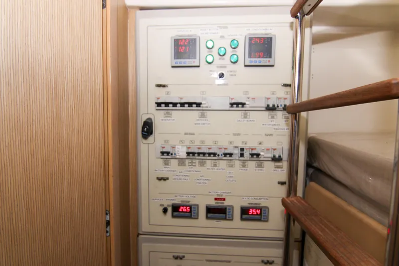 Slide: The Image of Riva 68' EGO SUPER 2009 - 100