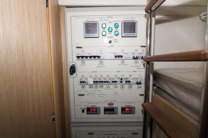 Slide: The Image of Riva 68' EGO SUPER 2009 - 101