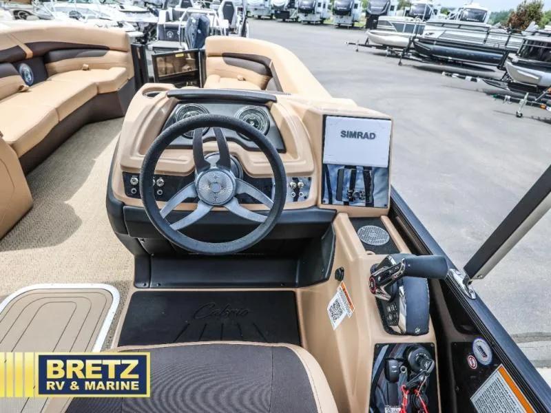 Slide: The Image of Cabrio C24UC 2025 - 20