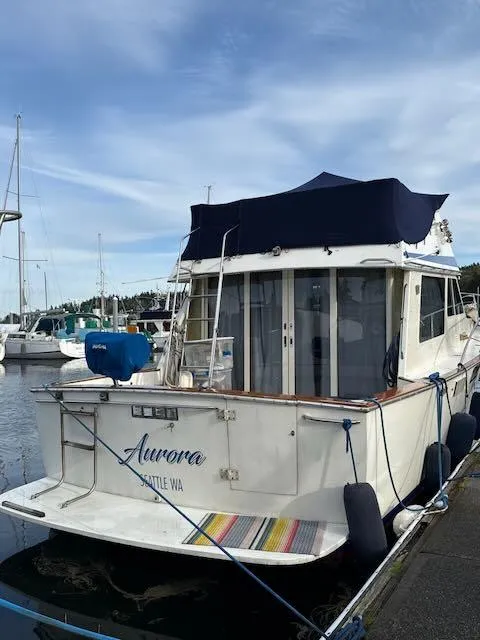 Slide: The Image of Tollycraft 37 Convertible 1982 - 3