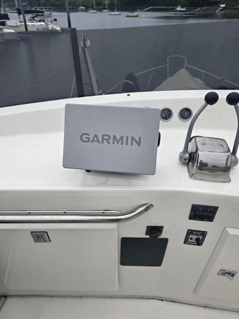 Slide: The Image of Tollycraft 37 Sportfish/Convertable 1982 - 6