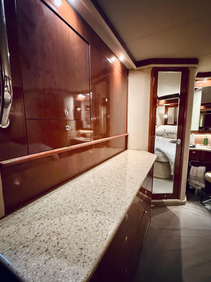 Slide: The Image of Sea Ray 480 Motor Yacht 2003 - 61