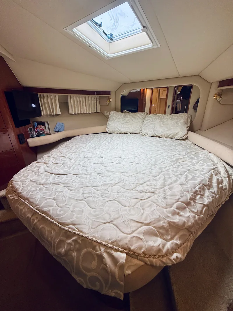 Slide: The Image of Sea Ray 480 Motor Yacht 2003 - 63