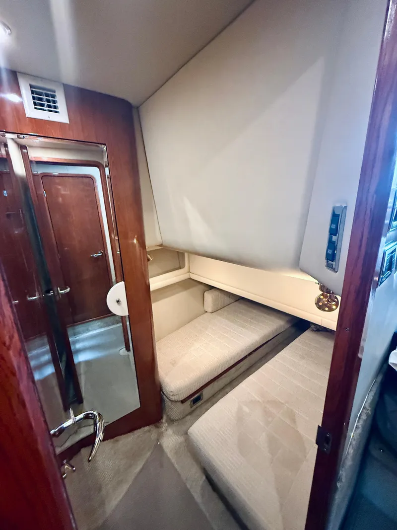 Slide: The Image of Sea Ray 480 Motor Yacht 2003 - 68