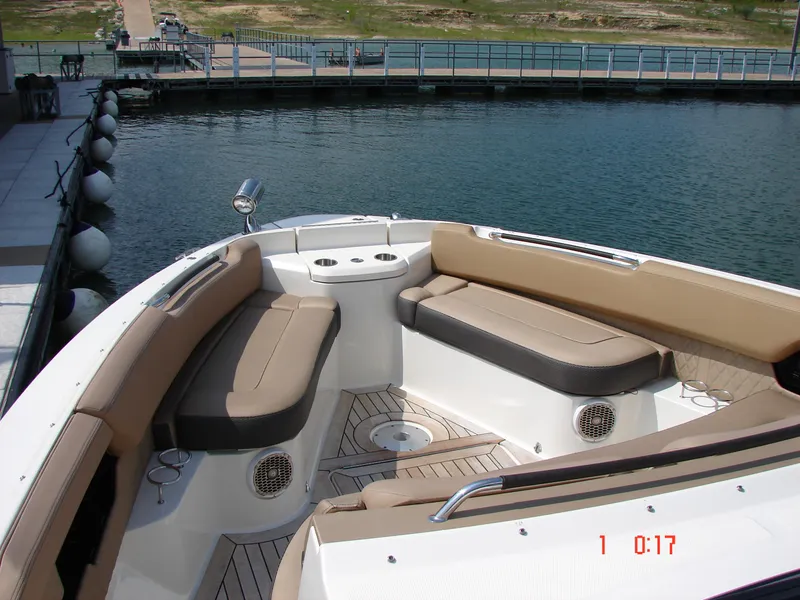 Slide: The Image of Sea Ray SLX 400 2018 - 74