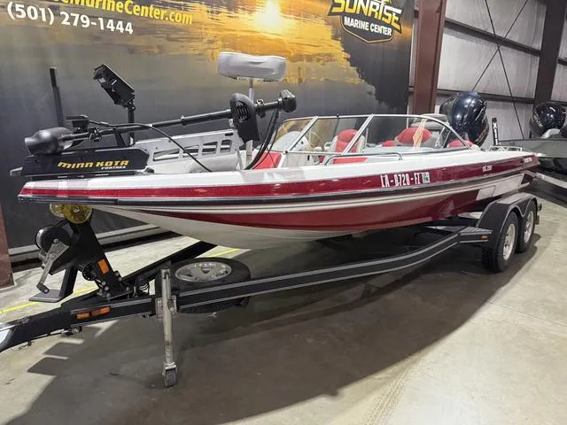 Slide: The Image of Skeeter SL 210 W/Yamaha 200 2012 - 4