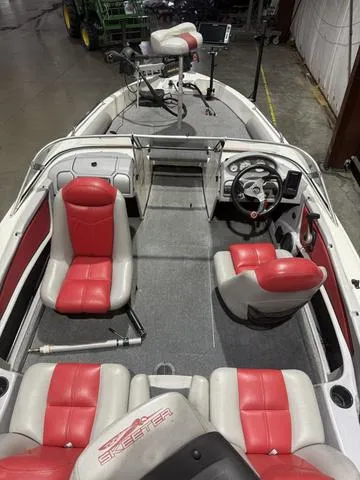 Slide: The Image of Skeeter SL 210 W/Yamaha 200 2012 - 8