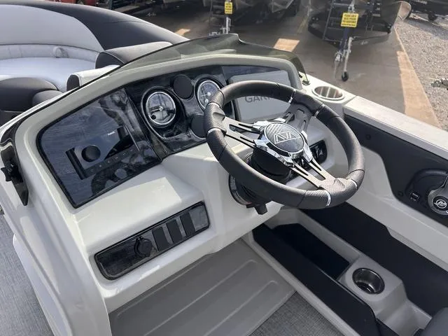 Slide: The Image of Avalon LSZ Quad Lounge Shift - 23' 2025 - 14