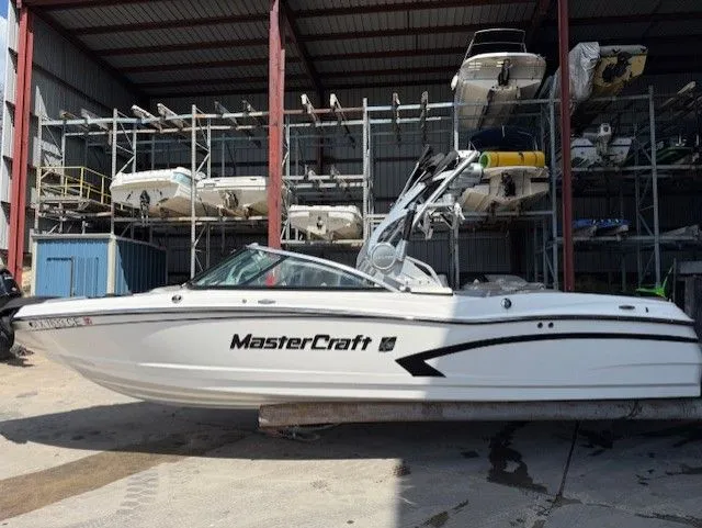 Slide: The Image of MasterCraft X-30 2014 - 12