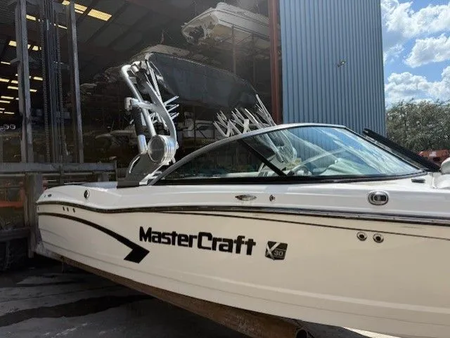 Slide: The Image of MasterCraft X-30 2014 - 2